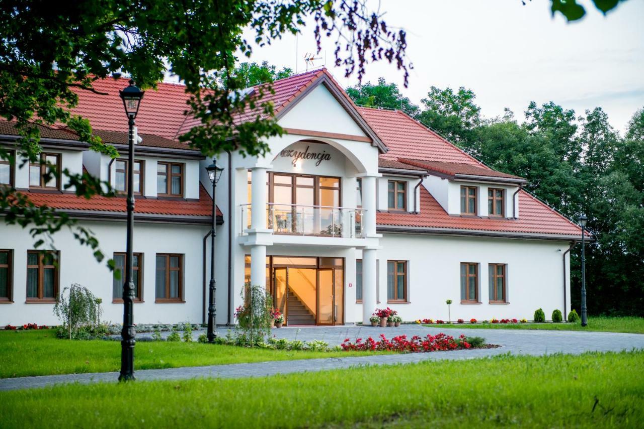 Rezydencja Dwor Polski Белхатув Екстер'єр фото